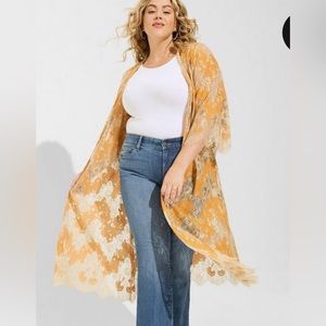 EUC Torrid Size 1 Lace Maxi Kimono
